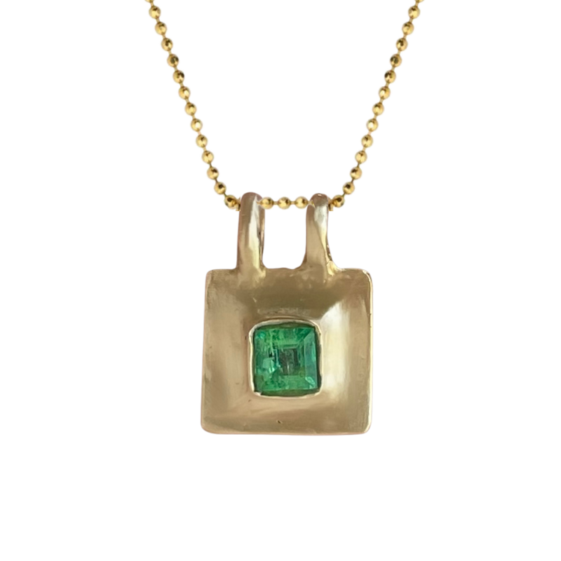 Redamo Necklace